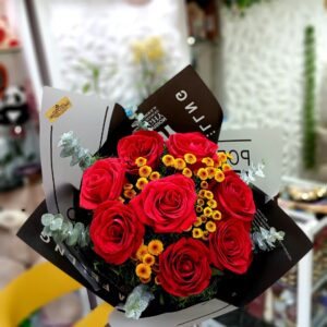 BOUQUET DE 8 ROSAS