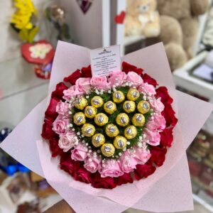 BOUQUET DE ROSAS CON CHOCOLATES